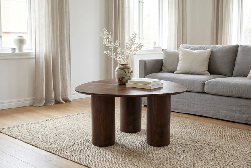 Nova sofabord trekantet 85 cm - Valnød - Møbler - Borde - Sofabord