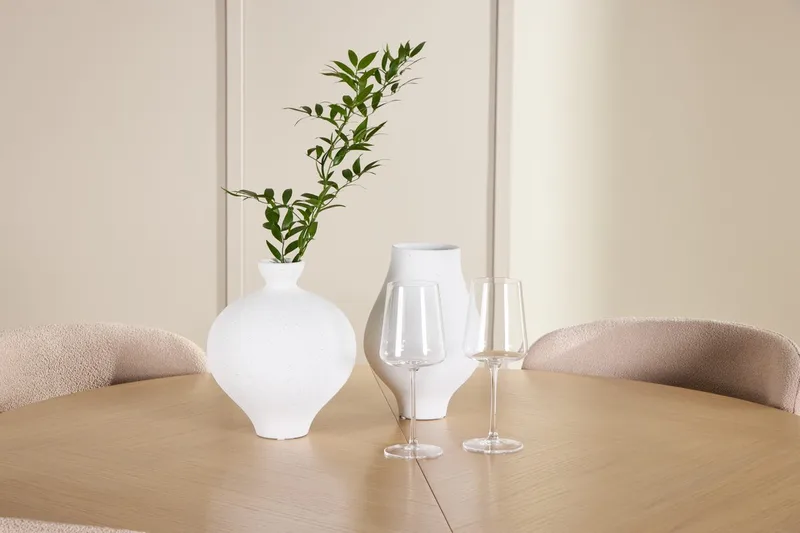 Oval matgrupp Venture Home Beige Vitputsad 4st - Møbler - Borde - Spisebordssæt