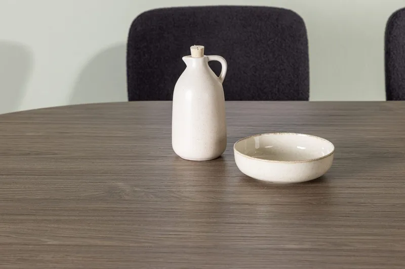 Oval matgrupp Venture Home Svart Natur 4st - Møbler - Borde - Spisebordssæt