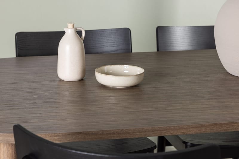 Oval matgrupp Venture Home Svart Natur 4st - Møbler - Borde - Spisebordssæt
