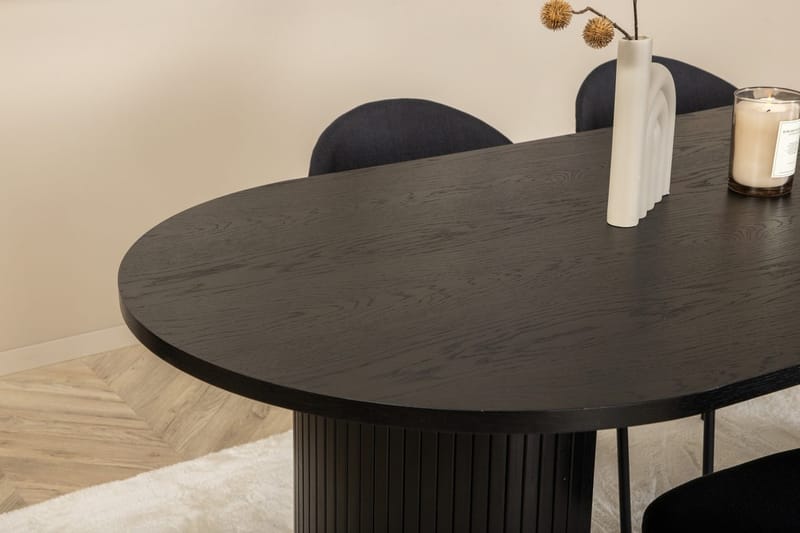 Oval matgrupp Venture Home Svart Svart 4st - Møbler - Borde - Spisebordssæt