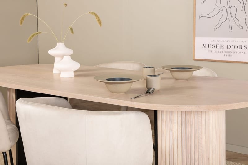 Oval spisegruppe Venture Home Bianca, Berit - Møbler - Borde - Spisebordssæt