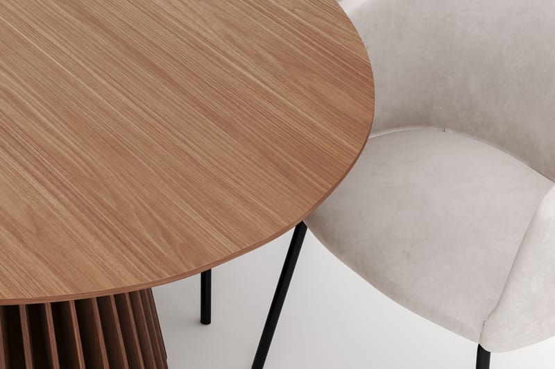 Peyra Ovalt Spisebord 200 cm med 6 Berit Stole - Valnød - Møbler - Borde - Spisebordssæt