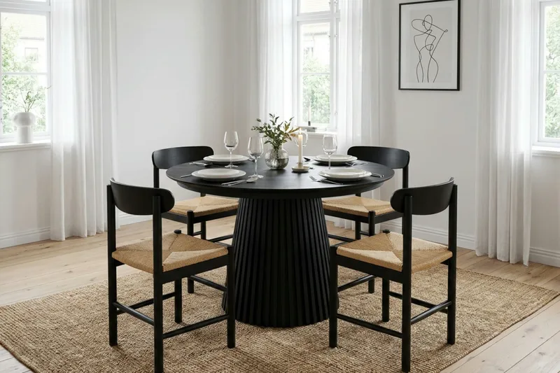 Peyra rundt spisebord, udtrækkeligt 120-220 cm, finer - Sortbejdset eg - Møbler - Borde - Spisebord og køkkenbord