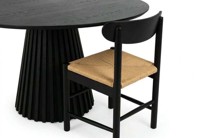 Peyra spisegruppe rund 110 cm sort med 4 Malte spisestole - Møbler - Borde - Spisebordssæt
