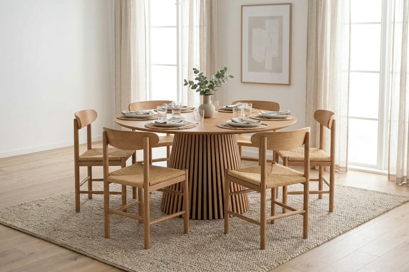 Peyra spisegruppe rund 150 cm eg med 6 Malte spisestole - Møbler - Borde - Spisebordssæt