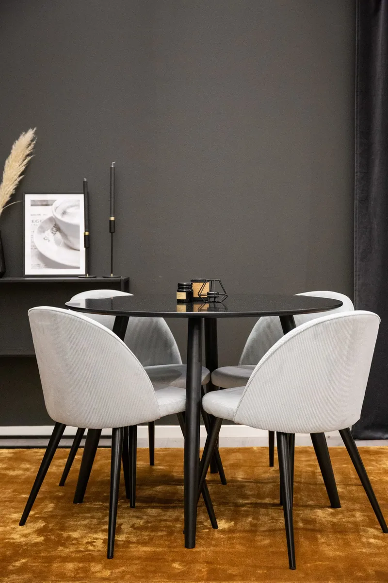 Plaza Spisebord 100x100 cm med 4 Velvet Spisebordsstole i Jernbanefløjl