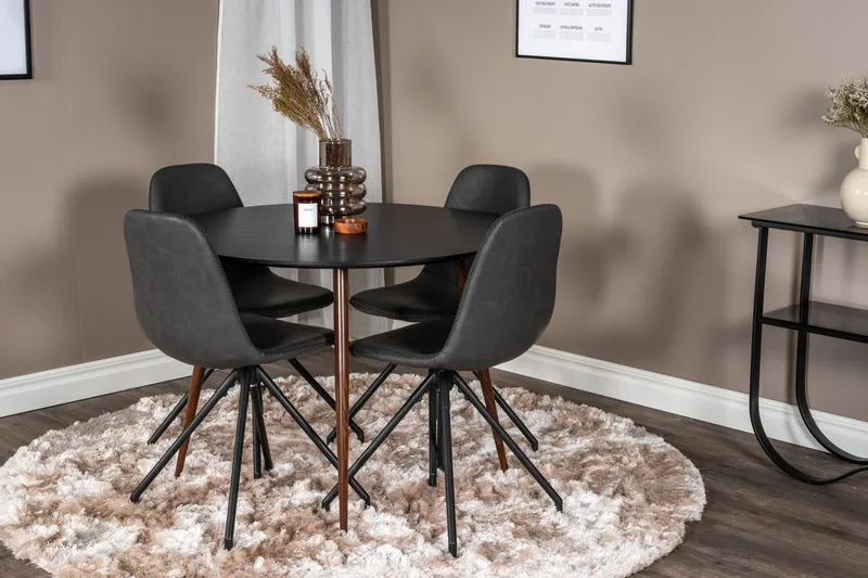 Plaza spisebord rundt med 4 Polar spisebordsstole