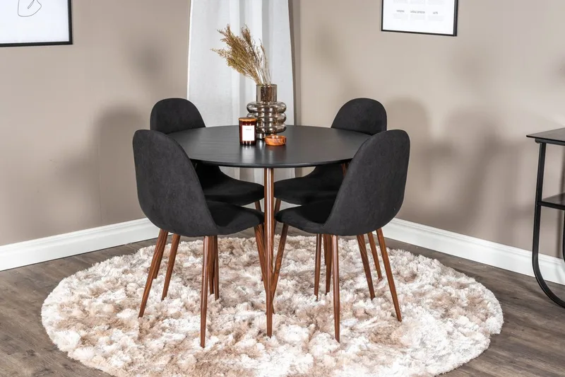 Plaza spisebord rundt med 4 Polar spisebordsstole