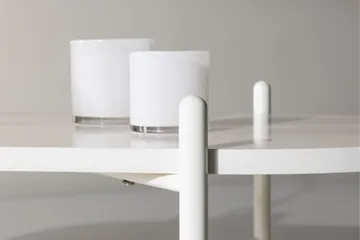 Pueblo 65,5 cm Ovalt Sofabord i Lyst Træ - Hvid - Møbler - Borde - Sofabord