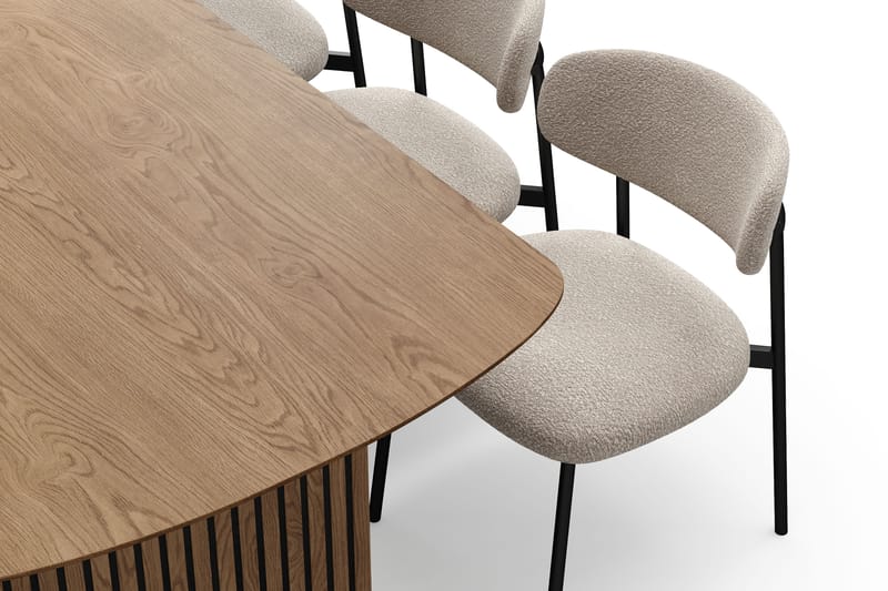 Richeto Spisebord 210 cm med 6 Lucy Spisestole - Naturlig finish / Greige Bouclé / Metalben Sort - Møbler - Borde - Spisebordssæt