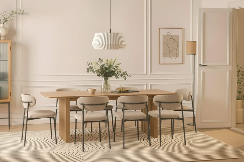 Richeto Spisebord 240 cm med 8 Lucy Spisestole - Naturlig finish / Greige Bouclé / Metalben Sort - Møbler - Borde - Spisebordssæt