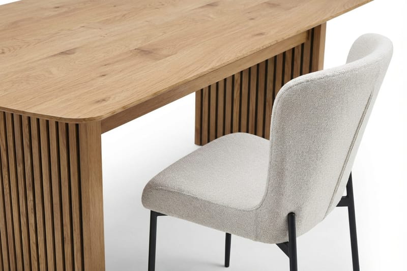 Richeto Spisegruppe Eg 240 cm med 6 Elsie Spisestole - Eg/Hvid - Møbler - Borde - Spisebordssæt