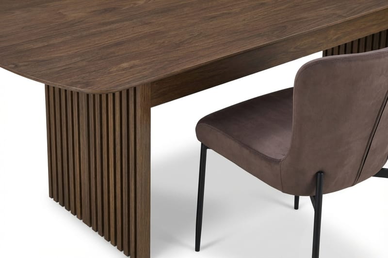 Richeto Spisegruppe Røget Eg 180 cm med 4 Elsie Spisestole - Røget eg/Brun - Møbler - Borde - Spisebordssæt