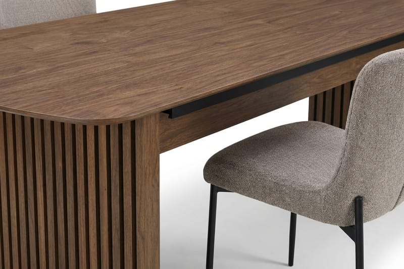 Richeto Spisegruppe Røget Eg 240 cm med 6 Elsie Spisestole - Røget eg/Lysegrå - Møbler - Borde - Spisebordssæt