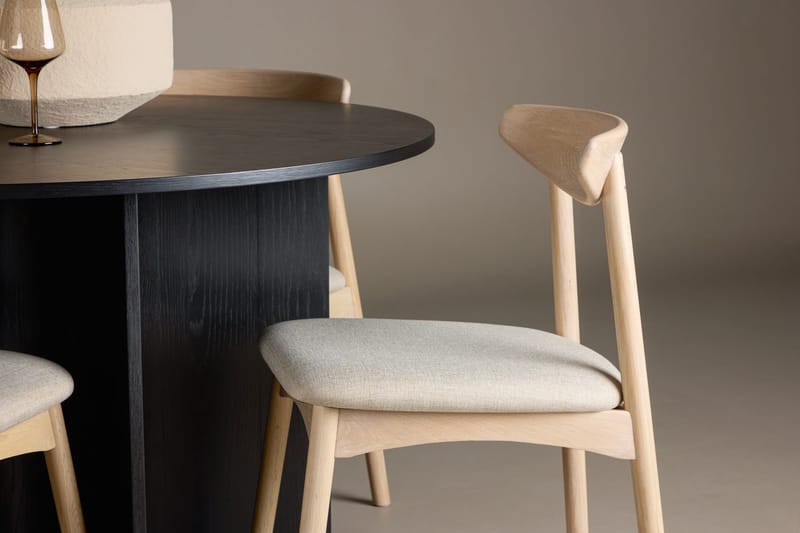 Rund spisegruppe Tyresö 120 cm rund med 4 Ven stole - Sort/Whitewash - Møbler - Borde - Spisebordssæt