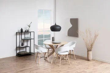 Sanae Rundt Spisebord 105 cm med Træ- og Egetræsudseende - Hvid - Møbler - Borde - Spisebord og køkkenbord