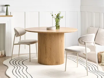 Sheho Rundt Spisebord 120 cm i Træ med Egeudseende - Brun - Møbler - Borde - Spisebord og køkkenbord