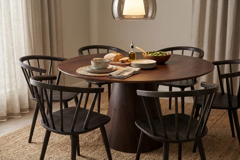 Siena Matgruppe rund 130 cm Røget eg med 6 Tyrö-spisestole - Røget eg - Møbler - Borde - Spisebordssæt