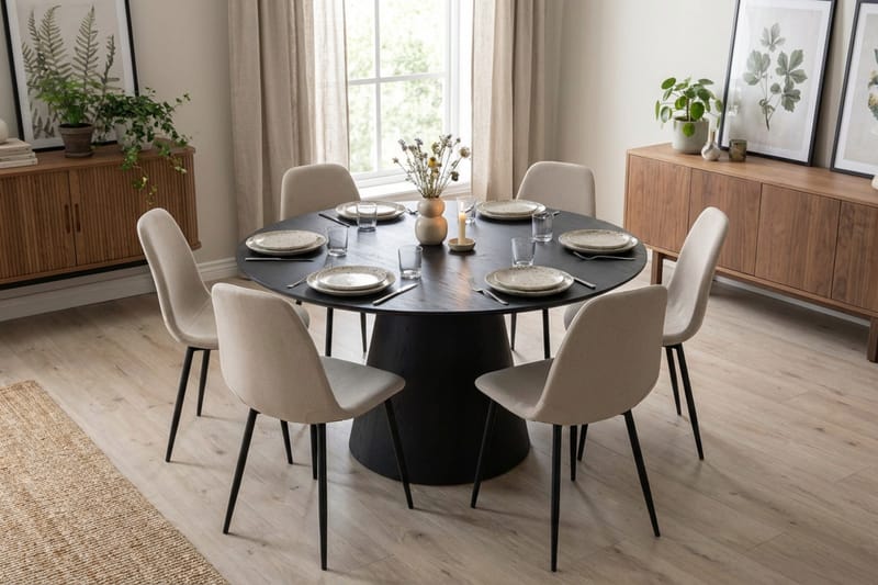 Siena Matgruppe rund 130 cm Sort med 6 Nibe-spisestole - Sort - Møbler - Borde - Spisebordssæt