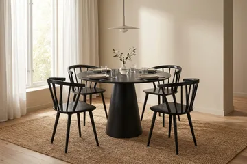 Siena spisegruppe rund 110 cm sort med 4 Tyrö spisestole - Sortbejdset eg - Møbler - Borde - Spisebordssæt