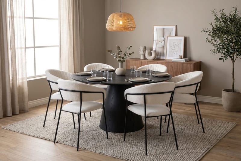 Siena spisegruppe rund 130 cm sort med 6 Karol spisestole - Sort - Møbler - Borde - Spisebordssæt