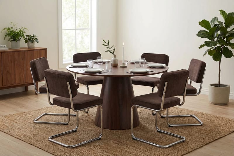 Siena spisegruppe rund 130 cm valnød med 6 Milva spisestole - Valnød - Møbler - Borde - Spisebordssæt