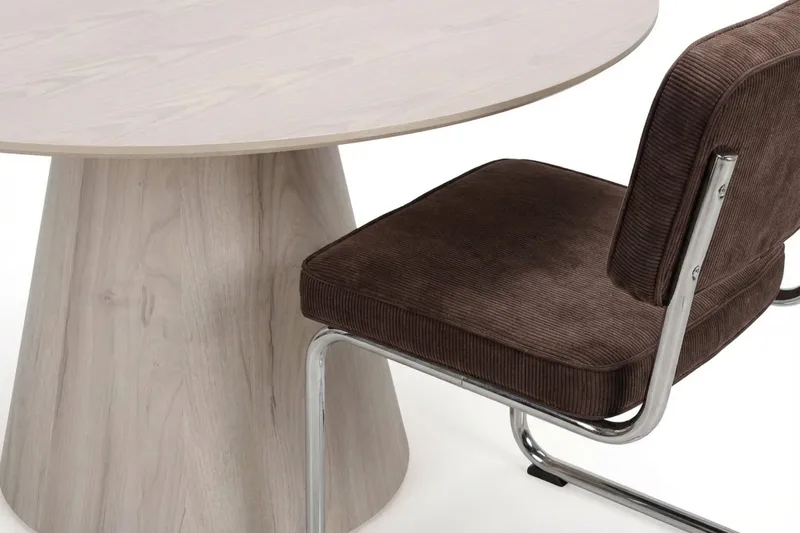 Siena spisegruppe rund 150 cm hvidlaseret med 6 Milva spisestole - Hvidlaseret/Brun/krom - Møbler - Borde - Spisebordssæt