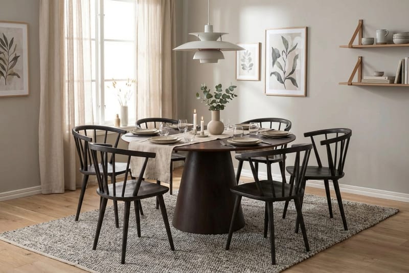 Siena spisegruppe rund 150 cm Røget eg med 6 Tyrö spisestole - Røget eg - Møbler - Borde - Spisebordss æt