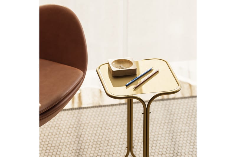 Mamta Kvadratisk Sofabord 30 cm i Metal - Messingguld - Møbler - Borde - Sofabord