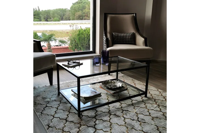 Sabani Sofabord 90 cm med Opbevaringshylde - Glas/Sort - Møbler - Borde - Sofabord