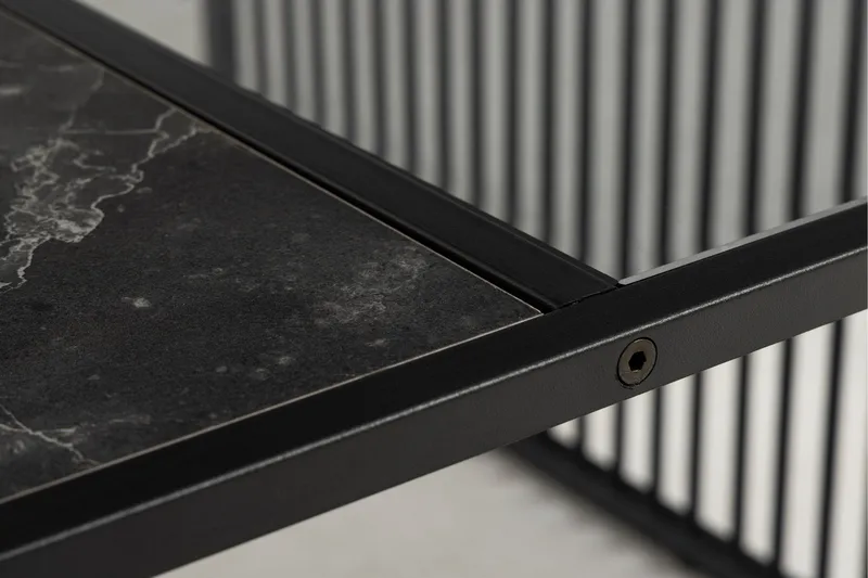 Saklani Sofabord 80x80 cm - Sort - Møbler - Borde - Sofabord