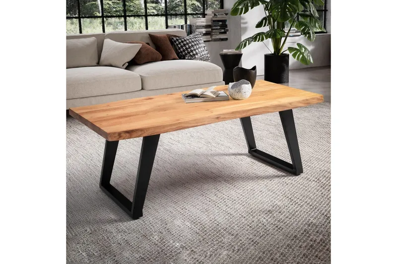 Sofabord Wohnling 120 cm massivt træ, trækant, rektangulær, landstil Sort, Vinklede Skydere - Sort, Vinklede Skydere - Møbler - Borde - Sofabord