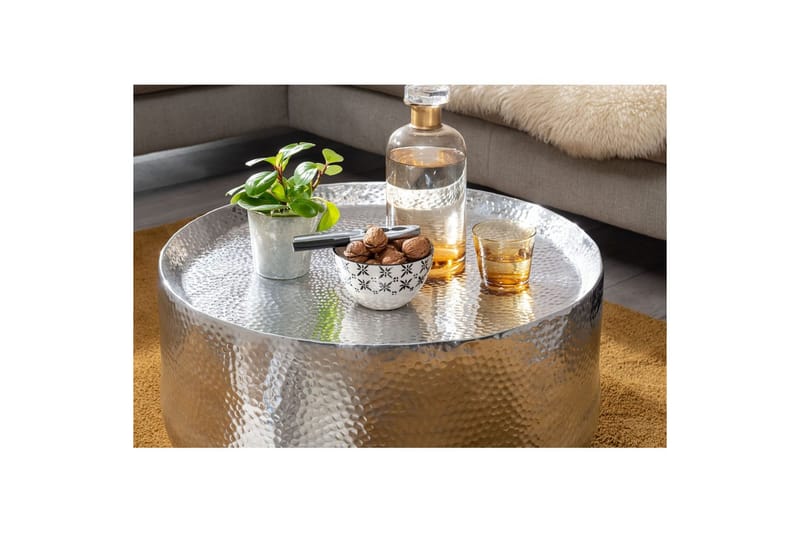 Sofabord Wohnling rundt metal 60 cm hamret look, orientalsk stil Sølv - Sølv - Møbler - Borde - Sofabord