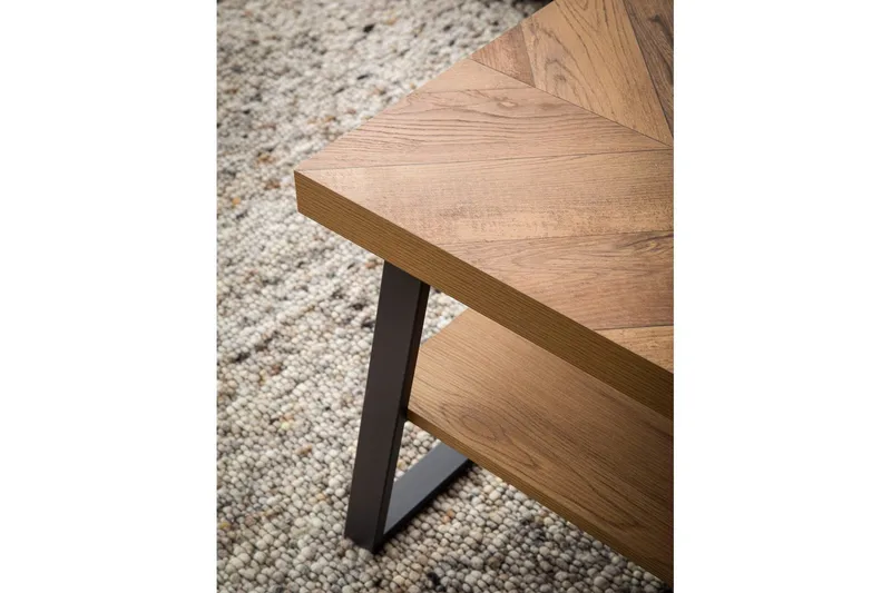 Sofabord Wohnling Solidtræ sildebensmønster opbevaringsplads 100 cm - Møbler - Borde - Sofabord