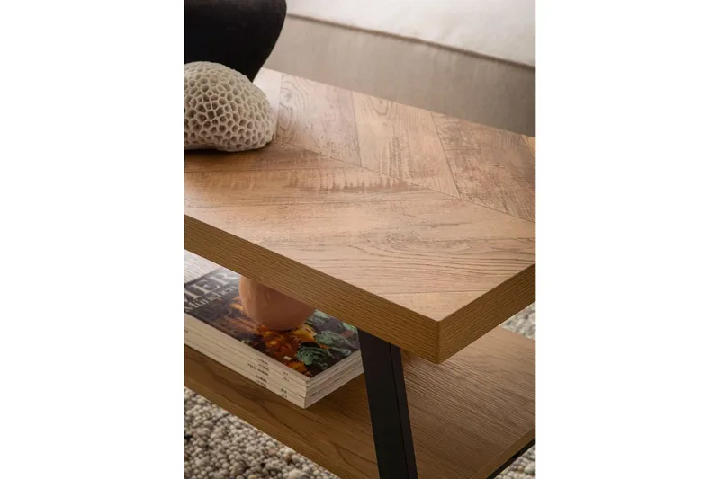 Sofabord Wohnling Solidtræ sildebensmønster opbevaringsplads 100 cm - Møbler - Borde - Sofabord