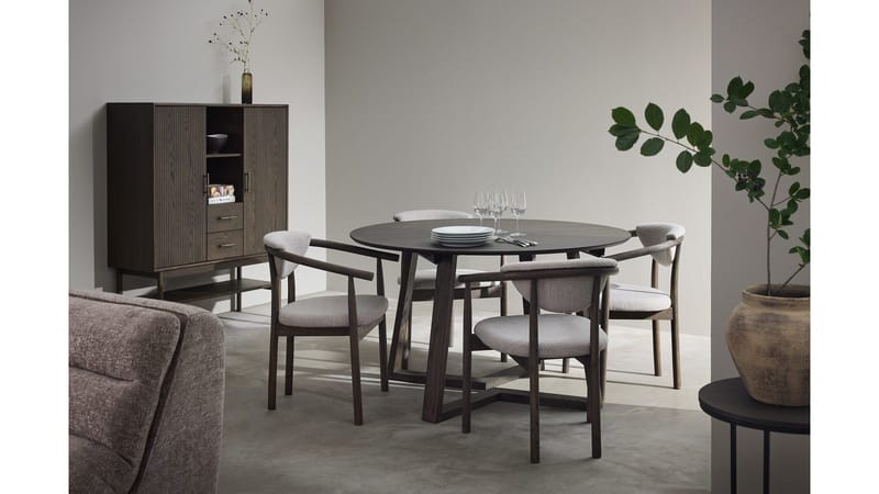 Spisebord Jämtorrås ø130/230 cm - Brunlakeret og hvidpigmenteret eg - Møbler - Borde - Spisebord og køkkenbord
