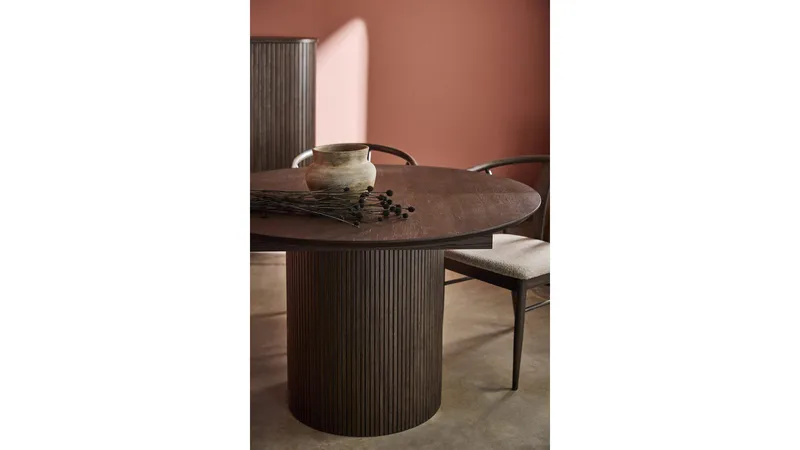 Spisebord Odmark 120 cm - Brunlakeret Eg - Møbler - Borde - Spisebord og køkkenbord