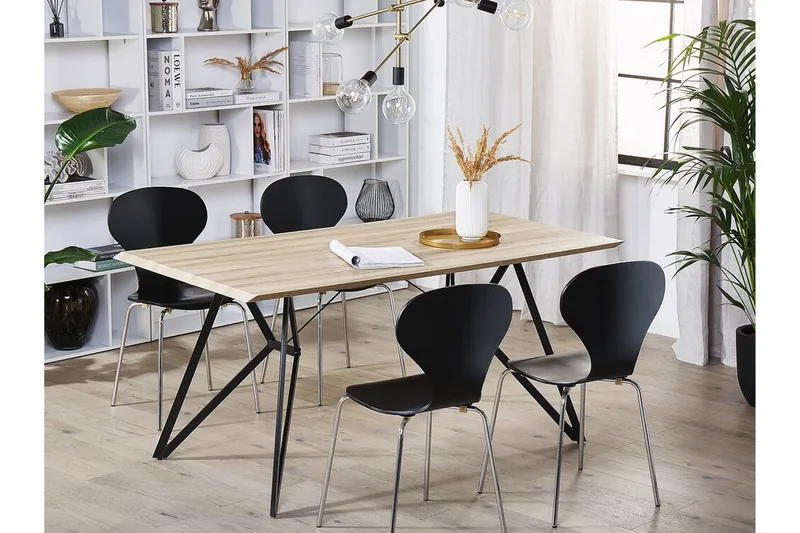 Buscot Spisebord 160 cm - Lyst Træ/Sort - Møbler - Borde - Spisebord og køkkenbord