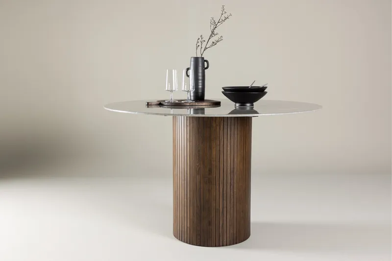 Härön Spisebord 120 cm Brun - Møbler - Borde - Spisebord og køkkenbord