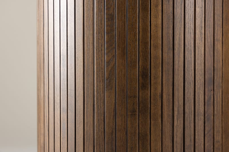 Härön Spisebord 120 cm Brun - Møbler - Borde - Spisebord og køkkenbord