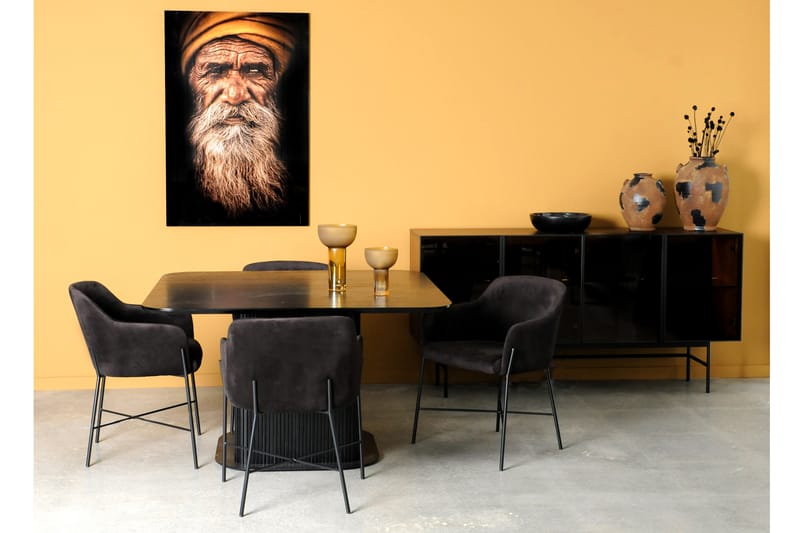 Holma Spisebord 130 cm - Sort - Møbler - Borde - Spisebord og køkkenbord