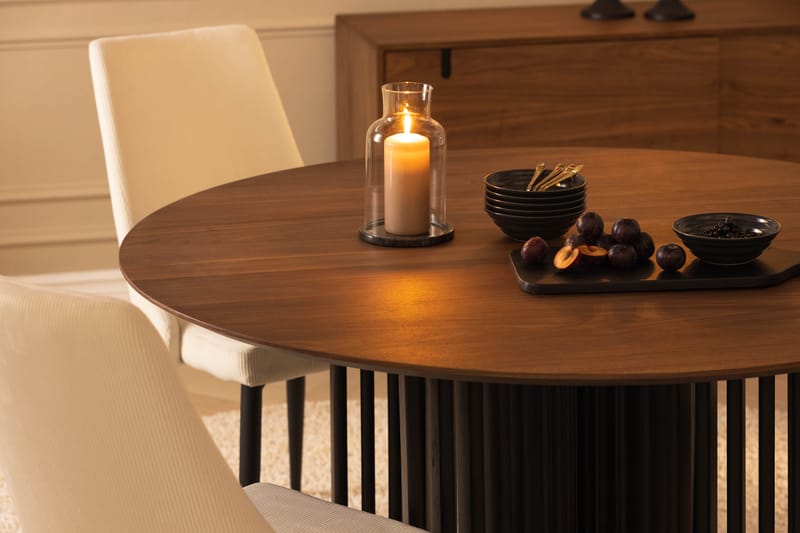 Loura Spisebord 130 cm Rundt - Natur - Møbler - Borde - Spisebord og køkkenbord