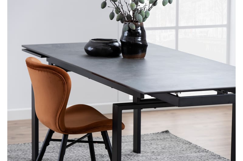 Lucksom Spisebord 240 cm - Glas/Sort/Mat Sort - Møbler - Borde - Spisebord og køkkenbord