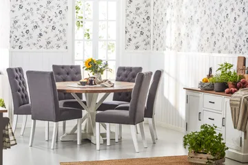 Lyon Vintage Rundt Spisebord 150 cm i Genbrugt Fyr til 6 Personer - Natur|Hvid - Møbler - Borde - Spisebord og køkkenbord