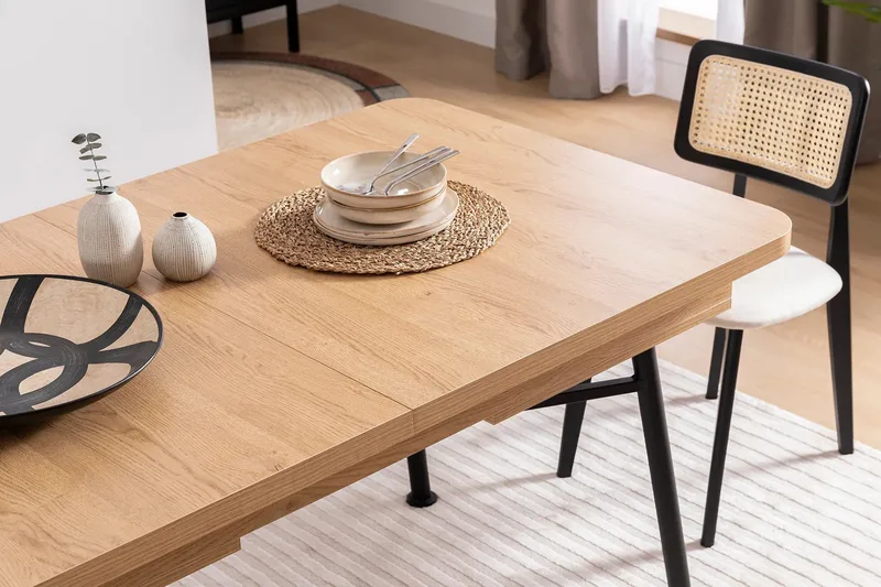 Makwana Spisebord 160 cm - Nature - Møbler - Borde - Spisebord og køkkenbord