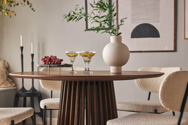 Peyra Rundt Spisebord 120 cm til 4 personer Køkkenbord i træ - Natur - Møbler - Borde - Spisebord og køkkenbord