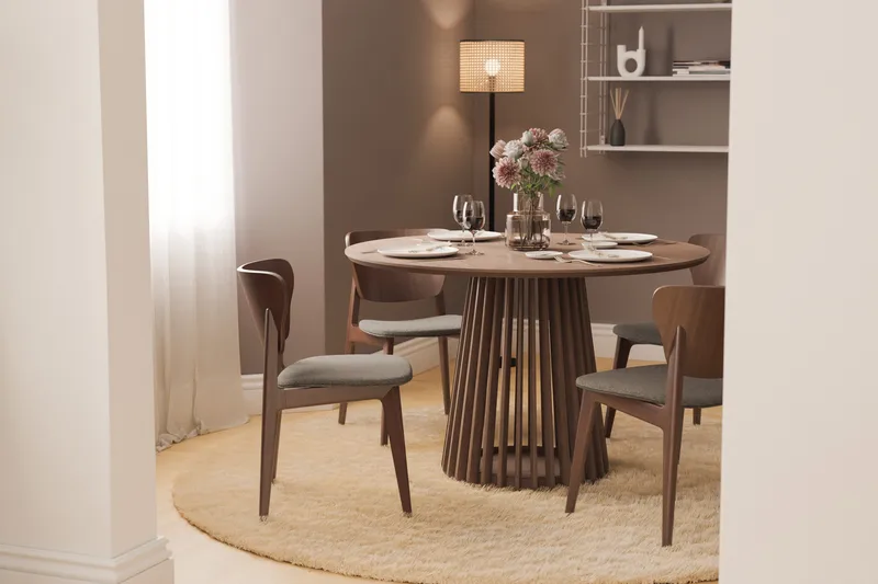 Peyra Rundt Spisebord 120 cm til 4 personer Køkkenbord i træ - Natur - Møbler - Borde - Spisebord og køkkenbord