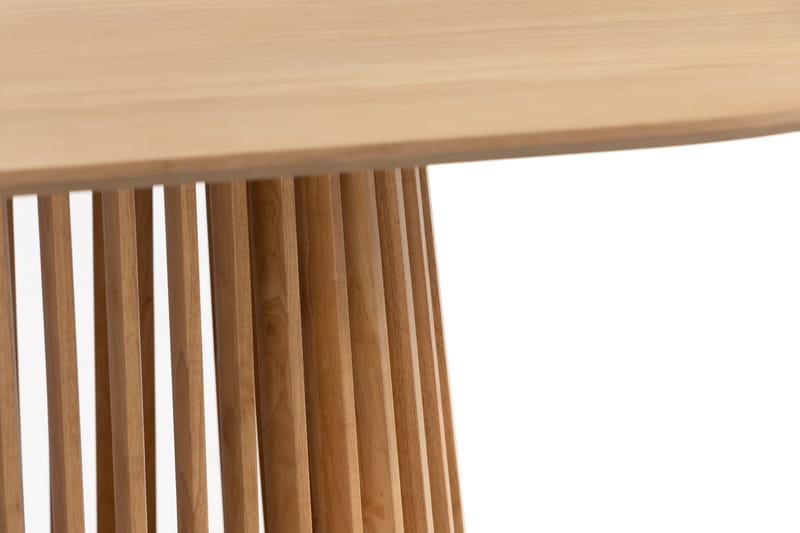 Peyra Spisebord 200 cm Ovalt Eg - Natur - Møbler - Borde - Spisebord og køkkenbord
