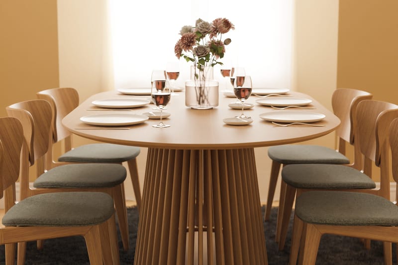 Peyra Spisebord 200 cm Ovalt Eg - Natur - Møbler - Borde - Spisebord og køkkenbord